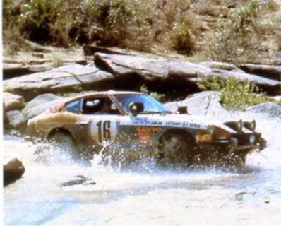Hans Schuller - Dieter Steinmann
23º Safari Rally 1975. Datsun 260Z. Abandonò por problemas eléctricos.

Del 27 al 31 de Marzo, Nairobi, Kenya, África.
Superficie: tierra.

El Rally tenia un total de 5927 km con 80 controles horarios.

Tomaron la salida 75 equipos, finalizaron 14.@
Palabras clave: Datsun;Safari;1975