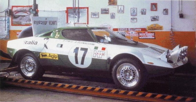 Raffaele (Lele) Pinto - Arnaldo Bernacchini
43º Rallye Automobile de Monte-Carlo 1975. Lancia Stratos HF. Abandonó por accidente en SS6 Burzet - Freyssenet de 45.00 km.

Del 15 al 23 de Enero, Monte Carlo.
Superficie: asfalto - nieve.

El Rally tenia un total de 2,345.00 Km de los que 472.00 Km divididos en 22 tramos eran especiales.

Se inscribieron 114 equipos, tomaron la salida 96, finalizaron 43.@
Palabras clave: Raffaele_Pinto;Lancia;Stratos;Montecarlo;1975