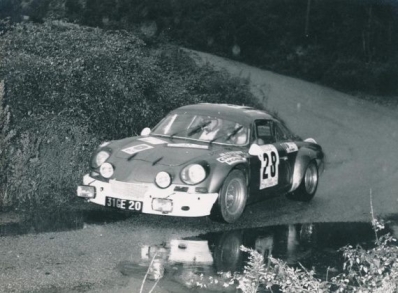 Ange-Marie Venturini - Dominique Simonini
19º Tour de Corse 1975. Alpine-Renault A110 (31 GE 20). Abandonó.

En esta edición habí­an 2 tramos de mas de 100 Km:
SS1 Panelca - Ponte Leccia de 158 Km
SS8 Zonza - Abaccia de 120 Km.

Del 8 al 9 de Noviembre, Ajaccio, Córcega, Francia.
Superficie: asfalto.

El Rally tenia un total de 1340.00 km de los que 479.40 km divididos en 10 tramos eran especiales (3 de ellos fueron cancelados, SS3 Luri - Canari de 23.70 km, SS4 San Prieto - Pietra Moneta de 34.00 km y SS5 RF9 - N195 de 29.80 km).

Tomaron la salida 77 equipos, finalizaron 22.
@
Palabras clave: Renault;Alpine;Corse;Corcega;1975