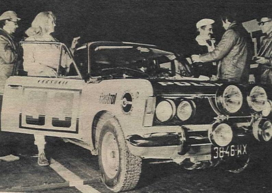 Marek Varisella - Janina Jedynak
43º Rallye Automobile de Monte-Carlo 1975. Polski Fiat 125p 1600 Monte Carlo (3846 WX). Abandonó poor el semieje.

Del 15 al 23 de Enero, Monte Carlo.
Superficie: asfalto - nieve.

El Rally tenia un total de 2,345.00 Km de los que 472.00 Km divididos en 22 tramos eran especiales.

Se inscribieron 114 equipos, tomaron la salida 96, finalizaron 43.@
Palabras clave: Fiat;Montecarlo;1975;parque_cerrado