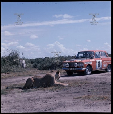 Aziz Tejpar Gharial - Natu Vadgama
23º Safari Rally 1975. Moskvich. Abandonó.

Del 27 al 31 de Marzo, Nairobi, Kenya, África.
Superficie: tierra.

El Rally tenia un total de 5927 km con 80 controles horarios.

Tomaron la salida 75 equipos, finalizaron 14.@
Palabras clave: ;Moskvich;Safari;1975