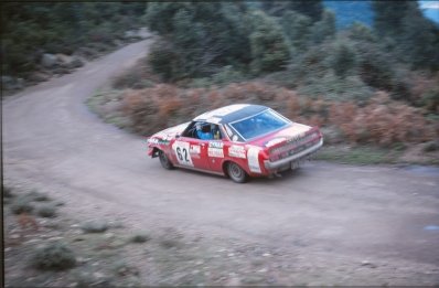 Gordon - Gordon
19º Tour de Corse 1975. Toyota Celica. Abandonó.

En esta edición habí­an 2 tramos de mas de 100 Km:
SS1 Panelca - Ponte Leccia de 158 Km
SS8 Zonza - Abaccia de 120 Km.

Del 8 al 9 de Noviembre, Ajaccio, Córcega, Francia.
Superficie: asfalto.

El Rally tenia un total de 1340.00 km de los que 479.40 km divididos en 10 tramos eran especiales (3 de ellos fueron cancelados, SS3 Luri - Canari de 23.70 km, SS4 San Prieto - Pietra Moneta de 34.00 km y SS5 RF9 - N195 de 29.80 km).

Tomaron la salida 77 equipos, finalizaron 22.
Palabras clave: Toyota;Celica;Corse;Corcega;1975