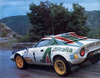 Sandro Munari - Silvio Maiga
20º Tour de Corse 1976. Lancia Stratos HF (TO N41648). Clasificado 1º.

Del 6 al 7 de Noviembre, Ajaccio, Córcega, Francia.
Superficie: asfalto.

El Rally tenia un total de 1340.00 km de los que 630 km divididos en 9 tramos eran especiales.

Kilómetros de cada uno de los 9 tramos:
SS1 - Casta - Pietra Moneta de 17 Km
SS2 - Calvi - Liamone de 145,20 Km
SS3 - Aqua Doria - Stiliccione de 16,50 Km
SS4 - Porto - Vecchio - Prunelli de 166,40 Km
SS5 - Kamiesch - Bavella - Zonza de 28,60 Km
SS6 - Tavera - Bastelica de 17,10 Km
SS7 - Palneca - Francardo de 137,90 Km
SS8 - Morosaglia - Alistro de 76,40 Km
SS9 - Talasani - La Castanaccia - La Porta de 24,90 Km.

Tomaron la salida 88 equipos, finalizaron 11.
@
Palabras clave: Sandro_Munari;Lancia;Stratos;Corcega;1976;Corse