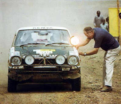 Sardar Joginder (Joginder) Singh Bhachu (Singh) - David Doig
24º Safari Rally 1976. Mitsubishi Colt Lancer 1600 GSR. Clasificado 1º.

Del 15 al 19 de Abril, Nairobi, Kenya, África.
Superficie: tierra.

El Rally tenia un total de 4950 Km, desconocemos los CH que habí­an.

Tomaron la salida 65 equipos, finalizaron 14.@
Palabras clave: ;Mitsubishi;Colt;Lancer;Safari;1976
