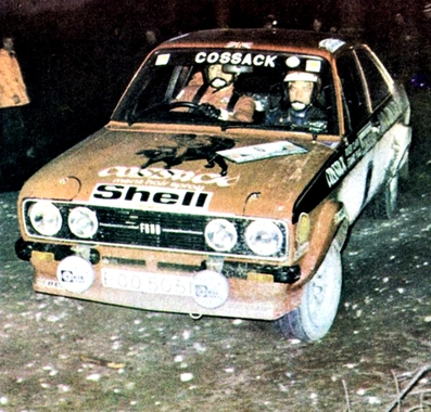 Roger Albert Clark - Stuart Pegg
25º Lombard RAC Rally 1976. Ford Escort RS 1800 MKII (POO 505R). Clasificado 1º.

Del 27 al 30 de Noviembre, Bath, Inglaterra.
Superficie: tierra.

El Rally tenia un total de 3248 km de los que 504 km divididos en 76 tramos eran especiales, (6 de ellos fueron cancelados, SS2 Speech House, km? SS34 Greystoke, km? SS37 cancelada antes del inicio, km? SS41 Egdon, km? y SS42 Anglebury, km?).

Tomaron la salida 200 equipos, finalizaron 71.@
Palabras clave: ;Stuart_Pegg;Ford;Escort;MKII;Gran_Bretaña;1976;RAC_Rally