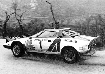 Sandro Munari - Silvio Maiga
10º Rallye de Portugal Vinho do Porto 1976. Lancia Stratos HF (TO M54374). Clasificado 1º.

Del 10 al 14 de Marzo, Estoril, Cascais, Lisboa, Portugal.
Superficie: asfalto - tierra.

El Rally tenia un total de 2087.90 Km de los que 468.70 divididos en 39 tramos, eran especiales, (2 de ellas fueron canceladas SS23 de Gouveia 22.60 km y SS24 Manteigas de 10.70 Km).

Tomaron la salida 59 equipos, finalizaron 21.@
Palabras clave: Sandro_Munari;Lancia;Stratos;Portugal;1976