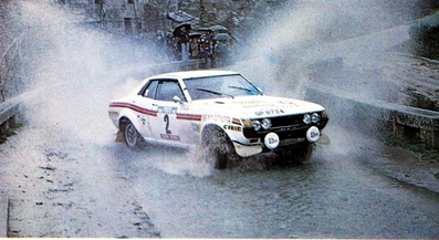 Ove Andersson - Arne Hertz
10º Rallye de Portugal Vinho do Porto 1976. 	Toyota Celica RA21 (QP 8724). Clasificado 2º.

Del 10 al 14 de Marzo, Estoril, Cascais, Lisboa, Portugal.
Superficie: asfalto - tierra.

El Rally tenia un total de 2087.90 Km de los que 468.70 divididos en 39 tramos, eran especiales, (2 de ellas fueron canceladas SS23 de Gouveia 22.60 km y SS24 Manteigas de 10.70 Km).

Tomaron la salida 59 equipos, finalizaron 21.@
Palabras clave: Ove_Andersson;Portugal;Toyota;Celica;1976