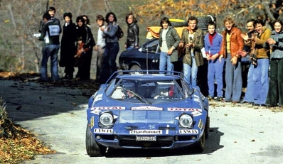 Bernard Darniche - Alain Mahé
20º Tour de Corse 1976. Lancia Stratos HF (TO N14329). Clasificado 2º.

Del 6 al 7 de Noviembre, Ajaccio, Córcega, Francia.
Superficie: asfalto.

El Rally tenia un total de 1340.00 km de los que 630 km divididos en 9 tramos eran especiales.

Kilómetros de cada uno de los 9 tramos:
SS1 - Casta - Pietra Moneta de 17 Km
SS2 - Calvi - Liamone de 145,20 Km
SS3 - Aqua Doria - Stiliccione de 16,50 Km
SS4 - Porto - Vecchio - Prunelli de 166,40 Km
SS5 - Kamiesch - Bavella - Zonza de 28,60 Km
SS6 - Tavera - Bastelica de 17,10 Km
SS7 - Palneca - Francardo de 137,90 Km
SS8 - Morosaglia - Alistro de 76,40 Km
SS9 - Talasani - La Castanaccia - La Porta de 24,90 Km.

Tomaron la salida 88 equipos, finalizaron 11.
@
Palabras clave: ;Lancia;Stratos;Corcega;1976;Corse