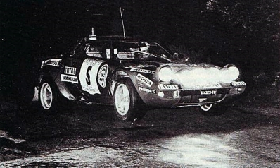Bernard Darniche - Alain Mahé
20º Tour de Corse 1976. Lancia Stratos HF (TO N14329). Clasificado 2º.

Del 6 al 7 de Noviembre, Ajaccio, Córcega, Francia.
Superficie: asfalto.

El Rally tenia un total de 1340.00 km de los que 630 km divididos en 9 tramos eran especiales.

Kilómetros de cada uno de los 9 tramos:
SS1 - Casta - Pietra Moneta de 17 Km
SS2 - Calvi - Liamone de 145,20 Km
SS3 - Aqua Doria - Stiliccione de 16,50 Km
SS4 - Porto - Vecchio - Prunelli de 166,40 Km
SS5 - Kamiesch - Bavella - Zonza de 28,60 Km
SS6 - Tavera - Bastelica de 17,10 Km
SS7 - Palneca - Francardo de 137,90 Km
SS8 - Morosaglia - Alistro de 76,40 Km
SS9 - Talasani - La Castanaccia - La Porta de 24,90 Km.

Tomaron la salida 88 equipos, finalizaron 11.
@
Palabras clave: ;Lancia;Stratos;Corcega;1976;Corse