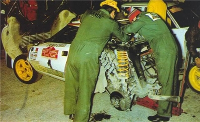 Asistencia en el 18º Rally San Remo 1976
En el Lancia Stratos HF (TO N41648) de Sandro Munari - Silvio Maiga, clasificado 2º.

Del 6 al 9 de Octubre, Sanremo, Imperia, Liguria, Italia.
Superficie: asfalto.

El Rally tenia un total de 1509 km de los que 780 Km divididos en 36 tramos eran especiales, (2 de ellos fueron cancelados SS9 y SS30).

Tomaron la salida 133 equipos, finalizaron 68.@
Palabras clave: Sandro_Munari;Silvio_Maiga;Lancia;Stratos;Sanremo;1976