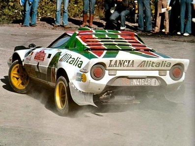 Sandro Munari - Silvio Maiga
18º Rally Sanremo 1976. Lancia Stratos HF (TO N41648). Clasificado 2º.

Del 6 al 9 de Octubre, Sanremo, Imperia, Liguria, Italia.
Superficie: asfalto.

El Rally tenia un total de 1509 km de los que 780 Km divididos en 36 tramos eran especiales, (2 de ellos fueron cancelados SS9 y SS30).

Tomaron la salida 133 equipos, finalizaron 68.@
Palabras clave: Sandro_Munari;Silvio_Maiga;Lancia;Stratos;Sanremo;1976