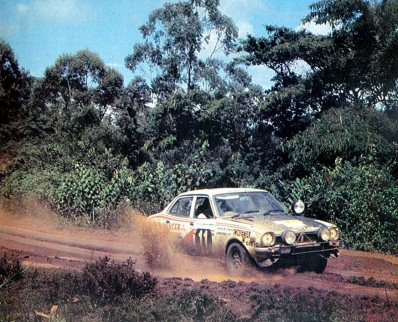 Andrew Cowan - Johnstone Syer
24º Safari Rally 1976. Mitsubishi Colt Lancer (ACM56NU7417). Clasificado 3º.

Del 15 al 19 de Abril, Nairobi, Kenya, África.
Superficie: tierra.

El Rally tenia un total de 4950 Km, desconocemos los CH que habí­an.

Tomaron la salida 65 equipos, finalizaron 14.@
Palabras clave: ;Mitsubishi;Colt;Lancer;Safari;1976