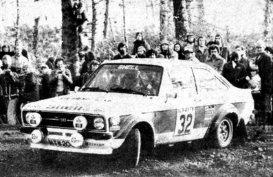 Bjorn Waldegard - Hans Thorszelius
25º Lombard RAC Rally 1976. Ford Escort RS1800 Mk2. Clasificado 3º.
El Rally tenia un total de 3248 km de los que 504 km divididos en 76 tramos, eran especiales. (6 de ellos fueron cancelados, SS2 Speech House, SS34 Greystoke, SS37 cancelada antes del inicio, SS41 Egdon y SS42 Anglebury).
Tomaron la salida 200 equipos, finalizaron 71.@
Palabras clave: ;Ford;Escort;MKII;Gran_Bretaña;RAC_Rally;1976