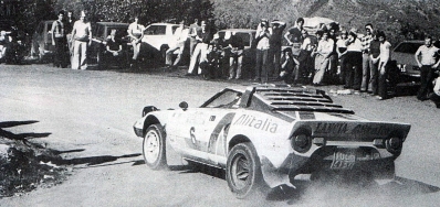 Raffaele (Lele) Pinto - Arnaldo Bernacchini
18º Rally de Sanremo 1976. Lancia Stratos HF (TO L64137). Clasificado 3º.

Del 6 al 9 de Octubre, Sanremo, Imperia, Liguria, Italia.
Superficie: asfalto.

El Rally tenia un total de 1509 km de los que 780 Km divididos en 36 tramos eran especiales, (2 de ellos fueron cancelados SS9 y SS30).

Tomaron la salida 133 equipos, finalizaron 68.@
Palabras clave: Raffaele_Pinto;Lancia;Stratos;Sanremo;1976