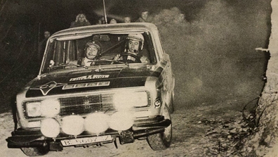 Salvador Cañellas - Daniel Ferrater
10º Rally Firestone 1976. Seat 1430 Especial 1800 (Gr.4). Clasificado 3º.

Del 19 al 21 de Marzo.
Puntuable para el Campeonato Europa de Rallyes para conductores, Coef.3.

El Rally tenia un total de 1300 Km de los que 246,6 Km divididos en 27 tramos, eran especiales.

Se inscribieron 91 equipos, tomaron la salida 61, finalizaron 23.@
Palabras clave: Salvador_Cañellas;Seat;Firestone;1976