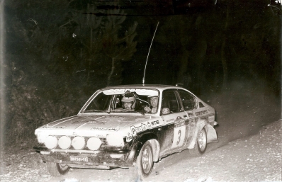 Amilcare Ballestrieri - Sergio Maiga
18º Rally Sanremo 1976. Opel Kadett GT/E 16V (TO N87561). Clasificado 5º.

Del 6 al 9 de Octubre, Sanremo, Imperia, Liguria, Italia.
Superficie: asfalto.

El Rally tenia un total de 1509 km de los que 780 Km divididos en 36 tramos eran especiales, (2 de ellos fueron cancelados SS9 y SS30).

Tomaron la salida 133 equipos, finalizaron 68.@
Palabras clave: ;Sergio_Maiga;Sanremo;Opel;Kadett;1976