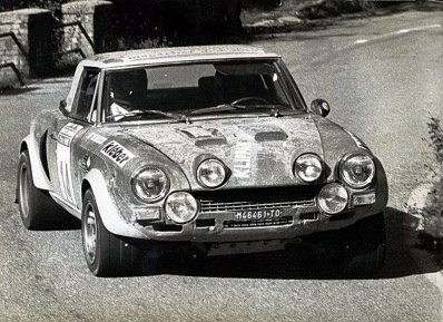 Livio Lorenzelli - Mario Necco
18º Rally de Sanremo 1976. Fiat Abarth 124 Rallye (TO-M46461). Clasificado 6º.

Del 6 al 9 de Octubre, Sanremo, Imperia, Liguria, Italia.
Superficie: asfalto.

El Rally tenia un total de 1509 km de los que 780 Km divididos en 36 tramos eran especiales, (2 de ellos fueron cancelados SS9 y SS30).

Tomaron la salida 133 equipos, finalizaron 68.@
Palabras clave: Fiat;Abarth;Rallye;Sanremo;1976