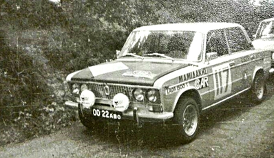 Stasys Brundza - Arvydas Girdauskas
23º Acropolis Rally 1976. Lada 1600 (00 22 ABO). Clasificado 6º.

Del 22 al 28 de Mayo, Atenas, Grecia.
Superficie: tierra.

El Rally tenia un total de 2635 km de los que 716.00 km divididos en 51 tramos eran especiales (5 de ellos fueron cancelados SS7, SS18, SS19, SS20, SS21).

Tomaron la salida 126 equipos, finalizaron 34.@
Palabras clave: Lada;Acropolis;Grecia;1976