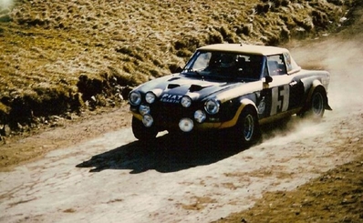 Roberto Cambiaghi - Bruno Scabini
44º Ralle Automobile de Monte-Carlo 1976. Fiat 124 Abarth Rallye (TO M46459). Clasificado 8º.

Del 17 al 24 de Enero, Monte-Carlo.
Superficie: asfalto - nieve.

El Rally tenia un total de 4500 km de los que 530.50 km divididos en 23 tramos eran especiales.

Se inscribieron 163 equipos, tomaron la salida 148, finalizaron 84.@
Palabras clave: Roberto_Cambiaghi;Fiat;Abarth;Montecarlo;1976