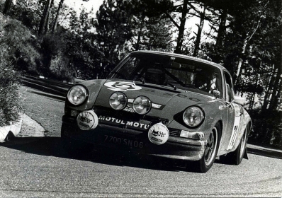 Christian Gardavot - Daniele Roux
18º Rally San Remo 1976. Porsche 911 (7700 SN 06) ). Clasificado 9º.

Del 6 al 9 de Octubre, Sanremo, Imperia, Liguria, Italia.
Superficie: asfalto.

El Rally tenia un total de 1509 km de los que 780 Km divididos en 36 tramos eran especiales, (2 de ellos fueron cancelados SS9 y SS30).

Tomaron la salida 133 equipos, finalizaron 68.@
Palabras clave: Porsche;Sanremo;1976