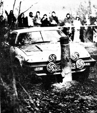Brian Culcheth - Johnstone Syer
25º Lombard RAC Rally 1976. Triumph TR7. Clasificado 9º.
El Rally tenia un total de 3248 km de los que 504 km divididos en 76 tramos, eran especiales. (6 de ellos fueron cancelados, SS2 Speech House, SS34 Greystoke, SS37 cancelada antes del inicio, SS41 Egdon y SS42 Anglebury).
Tomaron la salida 200 equipos, finalizaron 71.@
Palabras clave: ;Triumph;RAC_Rally;Gran_Bretaña;1976