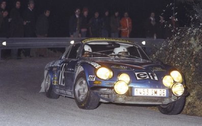 Michèle Mouton - Françoise Conconi
44º Rallye Automobile Monte-Carlo 1976. Alpine-Renault A110 1800 (1453 SM 06). Clasificada 11ª y 1ª en Copa de Damas.

Del 17 al 24 de Enero, Monte-Carlo.
Superficie: asfalto - nieve.

El Rally tenia un total de 4500 km de los que 530.50 km divididos en 23 tramos eran especiales.

Se inscribieron 163 equipos, tomaron la salida 148, finalizaron 84.@
Palabras clave: Michele_Mouton;Françoise_Conconi;Renault;Alpine;A110;Montecarlo;1976;Mujeres;Womens