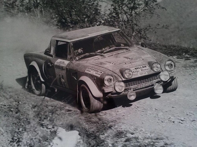 Roberto De Vincenti - Ivo Motroni
18º Rally San Remo 1976. Fiat 124 Abarth (Gr.4). Clasificado 13º.
El Rally tenia un total de 1509 km de los que 780 Km eran de tramos especiales.
Tomaron la salida 133 participantes, finalizaron 68.@
Palabras clave: Fiat;Abarth;1976