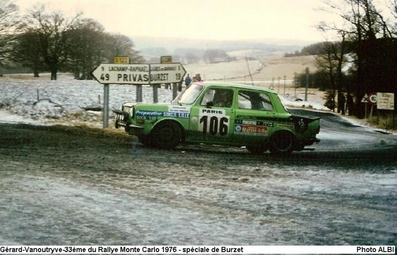 Dominique Gérard - J.J. Vahoutryve
44º Rallye Automobile de Monte-Carlo 1976. Simca Rally2. Clasificado 33º.

Del 17 al 24 de Enero, Monte-Carlo.
Superficie: asfalto - nieve.

El Rally tenia un total de 4500 km de los que 530.50 km divididos en 23 tramos eran especiales.

Se inscribieron 163 equipos, tomaron la salida 148, finalizaron 84.@
Palabras clave: Simca;Rallye;Montecarlo;1976