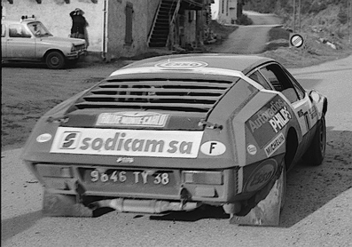 Jean-Claude Andruet - Yves Jouanny
44º Rallye Automobile de Monte-Carlo 1976. Alpine-Renault A310 1800 (9646 TY 38). Abandonó por accidente.

Del 17 al 24 de Enero, Monte-Carlo.
Superficie: asfalto - nieve.

El Rally tenia un total de 4500 km de los que 530.50 km divididos en 23 tramos eran especiales.

Se inscribieron 163 equipos, tomaron la salida 148, finalizaron 84.@
Palabras clave: ;Renault;Alpine;A310;Montecarlo;1976