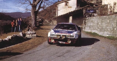 Jean-Claude Andruet - Yves Jouanny
44º Rallye Automobile de Monte-Carlo 1976. Alpine-Renault A310 1800 (9646 TY 38). Abandonó por accidente.

Del 17 al 24 de Enero, Monte-Carlo.
Superficie: asfalto - nieve.

El Rally tenia un total de 4500 km de los que 530.50 km divididos en 23 tramos eran especiales.

Se inscribieron 163 equipos, tomaron la salida 148, finalizaron 84.@
Palabras clave: ;Renault;Alpine;A310;Montecarlo;1976