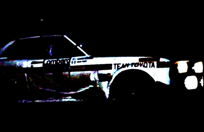 Hannu Mikkola - Jean Todt
25º Lombard RAC Rally 1976. Toyota Celica. Abandonó el último tramo por rotura del diferencial SS76 Knillwood.

Del 27 al 30 de Noviembre, Bath, Inglaterra.
Superficie: tierra.

El Rally tenia un total de 3248 km de los que 504 km divididos en 76 tramos eran especiales, (6 de ellos fueron cancelados, SS2 Speech House, km? SS34 Greystoke, km? SS37 cancelada antes del inicio, km? SS41 Egdon, km? y SS42 Anglebury, km?).

Tomaron la salida 200 equipos, finalizaron 71.@
Palabras clave: ;Toyota;Celica;RAC_Rally;Gran_Bretaña;1976;Lombard