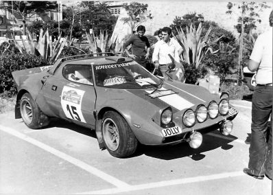 Carlo Bianchi - Marco Mannini
18º Rally San Remo 1976. Lancia Stratos HF. Abandonó por accidente.

Del 6 al 9 de Octubre, Sanremo, Imperia, Liguria, Italia.
Superficie: asfalto.

El Rally tenia un total de 1509 km de los que 780 Km divididos en 36 tramos eran especiales, (2 de ellos fueron cancelados SS9 y SS30).

Tomaron la salida 133 equipos, finalizaron 68.@
Palabras clave: Lancia;Stratos;Sanremo;1976