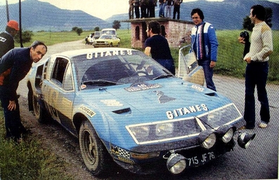 Jean Ragnotti - Jacques Jaubert
23º Acropolis Rally 1976. Renault-Alpine A310 V6 (7715 JF 76). Abandonó por la suspensión del coche en SS38.
Ecurie Gitanes

Del 22 al 28 de Mayo, Atenas, Grecia.
Superficie: tierra.

El Rally tenia un total de 2635 km de los que 716.00 km divididos en 51 tramos eran especiales (5 de ellos fueron cancelados SS7, SS18, SS19, SS20, SS21).

Tomaron la salida 126 equipos, finalizaron 34.@
Palabras clave: Renault;Alpine;Grecia;A310;1976;Acropolis