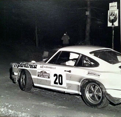 Alberto Brambilla (Bip-Bip) - Gianpiero Bertocci
18º Rally San Remo 1976. Porsche 911 Carrera. Abandonó por la transmisión del coche.

Del 6 al 9 de Octubre, Sanremo, Imperia, Liguria, Italia.
Superficie: asfalto.

El Rally tenia un total de 1509 km de los que 780 Km divididos en 36 tramos eran especiales (2 de ellos fueron cancelados SS9 y SS30).

Tomaron la salida 133 equipos, finalizaron 68.@
Palabras clave: Porsche;Carrera;Sanremo;1976