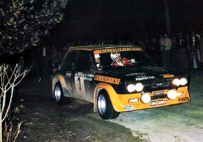 Markku Alén - Ilkka Kivimaki
11º Rallye de Portugal Vinho do Porto 1977. Fiat 131 Abarth (TO P35977). Clasificado 1º.

Del 1 al 6 de Marzo, Estoril.
Superficie: asfalto - tierra.

El Rally tenia un total de 2458 km de los que 580 km divididos en 46 tramos eran especiales, (2 de ellas fueron canceladas SS18 Sao Lourenco da Montaria de 27 Km y SS 24 Carvalhas de 6 Km).

Tomaron la salida 103 equipos, finalizaron 27.@
Palabras clave: Markku_Alen;Fiat;Abarth;Portugal;1977