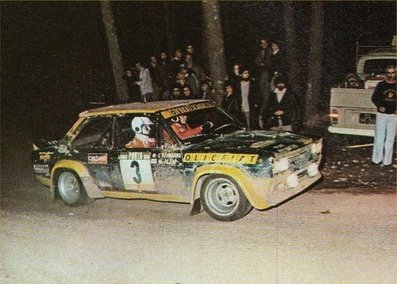 Markku Alén - Ilkka Kivimaki
11º Rallye de Portugal Vinho do Porto 1977. Fiat 131 Abarth (TO P35977). Clasificado 1º.

Del 1 al 6 de Marzo, Estoril.
Superficie: asfalto - tierra.

El Rally tenia un total de 2458 km de los que 580 km divididos en 46 tramos eran especiales, (2 de ellas fueron canceladas SS18 Sao Lourenco da Montaria de 27 Km y SS 24 Carvalhas de 6 Km).

Tomaron la salida 103 equipos, finalizaron 27.@
Palabras clave: Markku_Alen;Fiat;Abarth;Portugal;1977