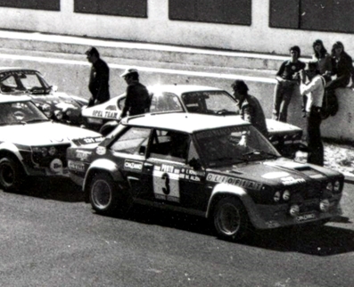 Markku Alén - Ilkka Kivimaki
11º Rallye de Portugal Vinho do Porto 1977. Fiat 131 Abarth (TO P35977). Clasificado 1º.

Del 1 al 6 de Marzo, Estoril.
Superficie: asfalto - tierra.

El Rally tenia un total de 2458 km de los que 580 km divididos en 46 tramos eran especiales (2 de ellas fueron canceladas SS18 Sao Lourenco da Montaria de 27 Km y SS 24 Carvalhas de 6 Km).

Tomaron la salida 103 equipos, finalizaron 27.@
Palabras clave: Markku_Alen;Fiat;Abarth;Portugal;1977
