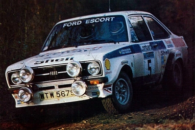 Björn Waldegard - Hans Thorszelius
26º Lombard RAC Rally 1977. Ford Escort RS1800 MKII (WTW 567S). Clasificado 1º.

Del 20 al 24 de Noviembre, London, York, Inglaterra.
Superficie: tierra - asfalto.

El Rally tenia un total de 3069 km de los que 674.45 km divididos en 69 tramos eran especiales, (2 de ellas fueron canceladas SS54 Cardrona de 9,66 Km y SS56 Elibank de 6,44 Km).

Tomaron la salida 182 equipos, finalizaron 67.@
Palabras clave: ;Hans_Thorszelius;Ford;Escort;RS;MKII;Gran_Bretaña;1977;Lombard_RAC_Rally;Inglaterra