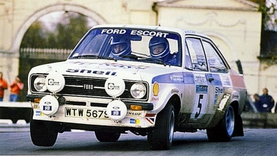 Björn Waldegard - Hans Thorszelius
26º Lombard RAC Rally 1977. Ford Escort RS1800 MKII (WTW 567S). Clasificado 1º.

Del 20 al 24 de Noviembre, London, York, Inglaterra.
Superficie: tierra - asfalto.

El Rally tenia un total de 3069 km de los que 674.45 km divididos en 69 tramos eran especiales, (2 de ellas fueron canceladas SS54 Cardrona de 9,66 Km y SS56 Elibank de 6,44 Km).

Tomaron la salida 182 equipos, finalizaron 67.@
Palabras clave: ;Hans_Thorszelius;Ford;Escort;RS;MKII;Gran_Bretaña;1977;Lombard_RAC_Rally;Inglaterra