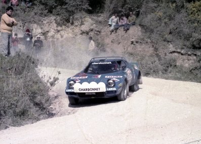 Bernard Darniche - Alain Mahé
10º Rallye dell'Isola d'Elba 1977. Lancia Stratos HF. Clasificado 1º.

Del 21 al 23 de Abril, Portoferraio.
Superficie: asfalto - tierra.

El Rally constaba de 2 etapas y un total de 730.00 km de los que 474.80 km divididos en 38 tramos eran especiales.

Tomaron la salida 162 equipos, finalizaron 60.@
Palabras clave: Bernard_Darniche;Alain_Mahe;Elba;Lancia;1977