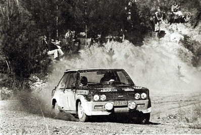 Fulvio Bacchelli - Francesco Rossetti
8º South Pacific Rally - New Zealand 1977. Fiat 131 Abarth. Clasificado 1º.

Del 1 al 7 de Mayo, Wellington, Auckland, Nueva Zelanda.

El Rally tenia un total de 3841.36 Km de los que 2211.06 Km divididos en 74 tramos eran especiales.

Se inscribieron 102 equipos, tomaron la salida 100, finalizaron 35.@
Palabras clave: ;Rossetti;Nueva_Zelanda;Fiat;Abarth;1977