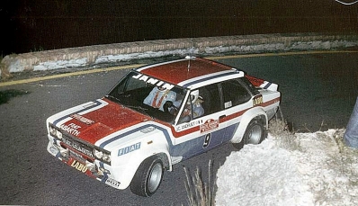 Jean-Claude Andruet - Christian Delferrier
19º Rallye Sanremo 1977. Fiat 131 Abarth (TO R19729). Clasificado 1º.

Del 4 al 8 de Octubre, Sanremo, Liguria, Imperia, Italia.
Superficie: asfalto.

El Rally tenia un total de 1608 km de los que 867.35 km divididos en 33 tramos eran especiales, (3 de ellas fueron canceladas SS18 Melogno 2 de 15.30 Km, SS19 Giovetti 2 de 11.50 Km y SS20 Quazzo 2 de 11.90 Km).

Tomaron la salida 133 equipos, finalizaron 38.@
Palabras clave: ;Fiat;Abarth;Sanremo;1977
