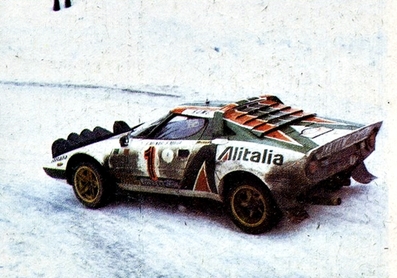 Sandro Munari - Silvio Maiga
45º Rallye Automobile de Monte-Carlo 1977. Lancia Stratos HF (TO N41648). Clasificado 1º.

Del 22 al 28 de Enero, Monte-Carlo.
Superficie: asfalto - nieve.

El Rally tenia un total de 4800 km de los que 540.50 km divididos en 27 tramos eran especiales (una de ellas fue cancelada SS2 Col de Fontbelle de 35.00 Km)

Se inscribieron 217 equipos, tomaron la salida 198, finalizaron 118 en lista, llegaron 47 en meta.@
Palabras clave: Sandro_Munari;Silvio_Maiga;Lancia;Stratos;Montecarlo;nieve;1977;Nieve