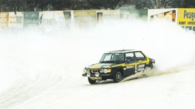 Stig Blomqvist - Hans Sylvan
27º Internacional Suecia Rally 1977. Saab 99 Turbo (ACZ 701). Clasificado 1º.

Del 11 al 13 de Febrero, Karlstad.
Superficie: nieve - hielo

El Rally tenia un total de 1522.00 km de los que 736.20 km eran de tramos especiales.

Tomaron la salida 175 equipos, finalizaron 37.@
Palabras clave: Stig_Blomqvist;Saab;EMS;Suecia;Nieve;1977