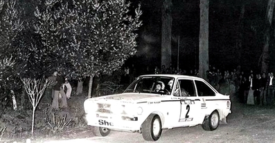 Björn Waldegard - Hans Thorszelius
11º Rallye de Portugal Vinho do Porto 1977. Ford Escort RS 1800 MKII (STW 130R). Clasificado 2º.

Del 1 al 6 de Marzo, Estoril.
Superficie: asfalto - tierra.

El Rally tenia un total de 2458 km de los que 580 km divididos en 46 tramos eran especiales, (2 de ellas fueron canceladas SS18 Sao Lourenco da Montaria de 27 Km y SS 24 Carvalhas de 6 Km).

Tomaron la salida 103 equipos, finalizaron 27.@
Palabras clave: ;Hans_Thorszelius;Ford;Escort;Portugal;1977;MKII