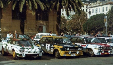 21º Tour de Corse 1977
Parque Cerrado

4# Lancia Stratos HF (TO N14328) de Raffaele Pinto - Arnaldo Bernacchini, clasificado 2º.

3# Fiat 131 Abarth (TO R19731) de Fulvio Bacchelli - Bruno Scabini, clasificado 3º.

Del 5 al 6 de Noviembre, Ajaccio, Córcega; Francia.
Superficie: asfalto.

El Rally tenia un total de 1350 km de los que 645.80 km divididos en 13 tramos eran especiales.

1ª ETAPA
SS1 Tavera - Bastelica 17.10 km
SS2 Coti - Chiavari 14.80 km
SS3 Acqua d'Oria - Stiliccione 16.50 km
SS4 Muratello - Orone 21.60 kM
SS5 Quenza - Prunelli 131.30 km
SS6 Kamiesh - Zonza 38.50 km
SS7 Olivese - Bains de Guitera 10.10 km
Total etapal 249.90 km

2ª ETAPA
SS8 Palneca - Ghisoni 34.70 km
SS9 St Antoine - Pont St Laurent 97.60 km
SS10 Ponte Nuovo - Teddia 97.40 km
SS11 Talasani - La Porta 24.90 km
SS12 Casta - Pietra Moneta 17.00 km
SS13 Calvi - Vico 124.30 km

Total etapal 395.90 km
Total evento 645.80 km

Se inscribieron 134 equipos, tomaron la salida 120, finalizaron 32.
@
Palabras clave: Corse;Corcega;1977;Parque_Cerrado