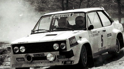 Jean-Claude Andruet - Christian Delferrier
11º Rallye de Portugal Vinho do Porto 1977. Fiat 131 Abarth (TO P51473). Clasificado 4º.

Del 1 al 6 de Marzo, Estoril.
Superficie: asfalto - tierra.

El Rally tenia un total de 2458 km de los que 580 km divididos en 46 tramos eran especiales, (2 de ellas fueron canceladas SS18 Sao Lourenco da Montaria de 27 Km y SS 24 Carvalhas de 6 Km).

Tomaron la salida 103 equipos, finalizaron 27.@
Palabras clave: ;Fiat;Abarth;Portugal;1977