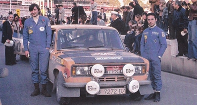 Salvador Cañellas - Daniel Ferrater
45º Rallye Automobile de Monte-Carlo 1977. Seat 124D Especial 1800 (B-7272-BZ). Clasificado 4º.

Del 22 al 28 de Enero, Monte-Carlo .
Superficie: asfalto - nieve.

El Rally tenia un total de 4800 km de los que 540.50 km divididos en 27 tramos eran especiales (una de ellas fue cancelada SS2 Col de Fontbelle de 35.00 Km).

Se inscribieron 217 equipos, tomaron la salida 198, finalizaron 118 en lista, llegaron 47 en meta.@
Palabras clave: Salvador_Cañellas;Seat;Especial;Montecarlo;1977;Personajes