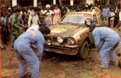 Joginder Singh - David Doig
25º Safari Rally 1977. Mitsubishi Colt Lancer. Clasificado 5º.
Dia Start International Co.

Del 7 al 11 de Abril, Nairobi, Kenya, Africa.
Superficie: tierra.

El Rally tenia un total de 5949 km con 81 controles horarios.

Tomaron la salida 61 equipos,finalizaron 12.@
Palabras clave: Mitsubishi;Colt;Lancer;Safari;1977
