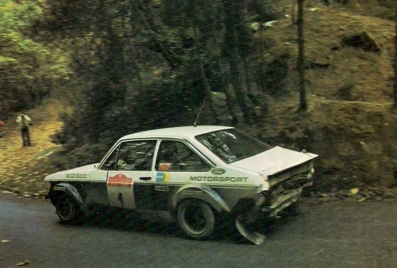 Bjorn Waldegard - Hans Thorszelius
19º Rallye Sanremo 1977. Ford Escort RS1800 MKII (VHK 74 S). Clasificado 5º.

Del 4 al 8 de Octubre, Sanremo, Liguria, Imperia, Italia.
Superficie: asfalto.

El Rally tenia un total de 1608 km de los que 867.35 km divididos en 33 tramos eran especiales, (3 de ellas fueron canceladas SS18 Melogno 2 de 15.30 Km, SS19 Giovetti 2 de 11.50 Km y SS20 Quazzo 2 de 11.90 Km).

Tomaron la salida 133 equipos, finalizaron 38.@
Palabras clave: ;Ford;escort;MKII;Sanremo;1977;MKII